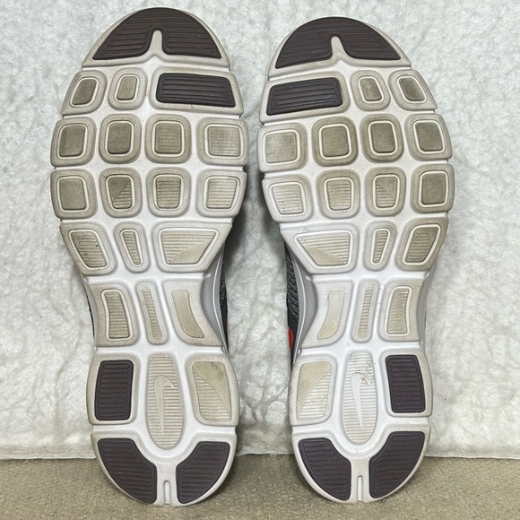 Nike Womens Flex Experience Grey Lightweight Running Sneakers Shoes SZ 8.5 - Picture 8 of 11